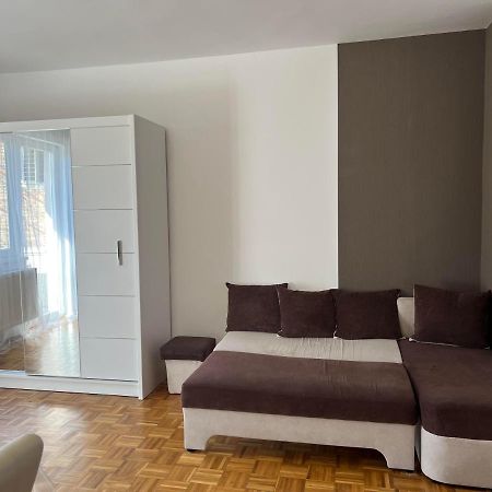 Centrum Szeged Apartman Zewnętrze zdjęcie