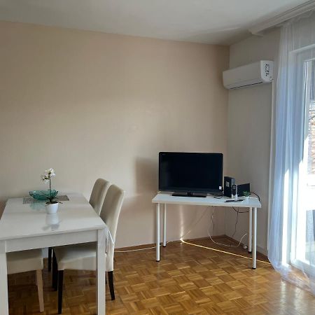 Centrum Szeged Apartman Zewnętrze zdjęcie