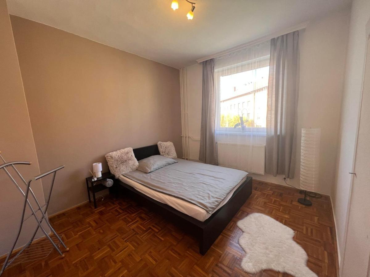 Centrum Szeged Apartman Zewnętrze zdjęcie